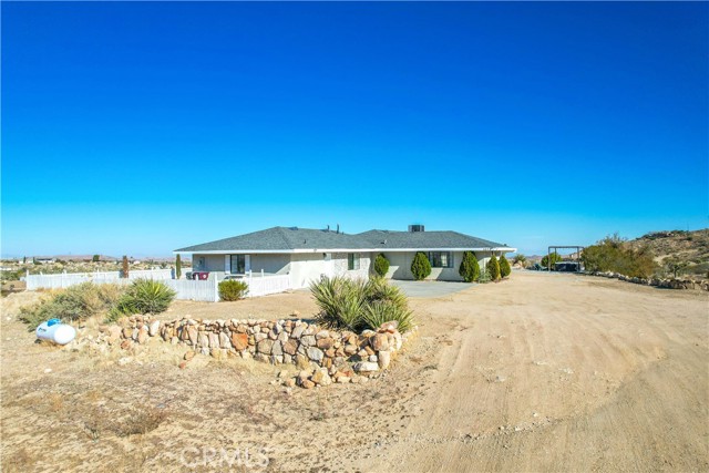 Detail Gallery Image 5 of 64 For 5077 Balsa Ave, Yucca Valley,  CA 92284 - 4 Beds | 3 Baths