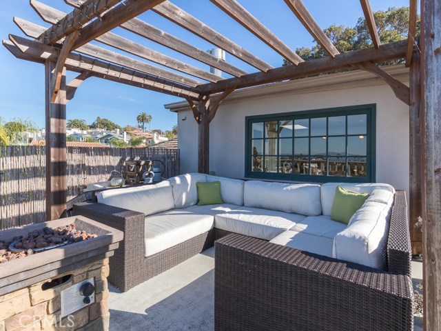 601 Gertruda Avenue, Redondo Beach, California 90277, 4 Bedrooms Bedrooms, ,1 BathroomBathrooms,Residential,Sold,Gertruda,SB19281342