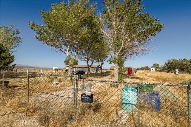 Detail Gallery Image 2 of 24 For 50206 230th St, Lancaster,  CA 93536 - 3 Beds | 2 Baths