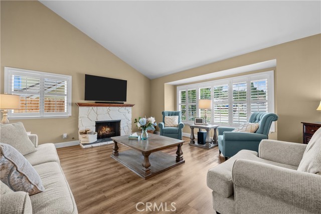 Detail Gallery Image 5 of 43 For 2144 Sirius, Thousand Oaks,  CA 91360 - 5 Beds | 3/1 Baths