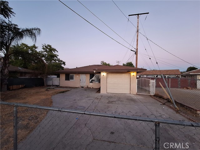 Detail Gallery Image 4 of 28 For 315 S Mistletoe Ave, San Jacinto,  CA 92583 - 3 Beds | 2 Baths