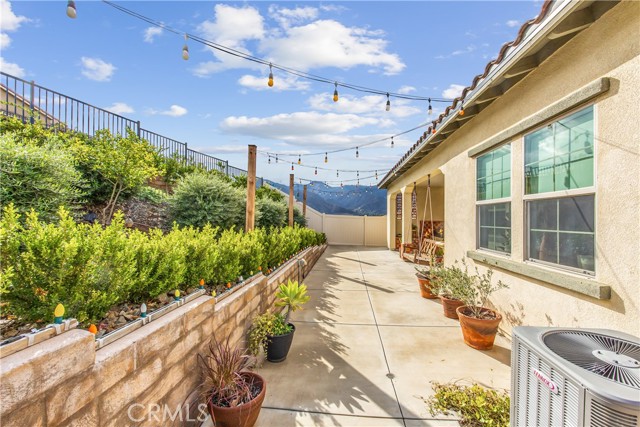 Detail Gallery Image 18 of 20 For 11145 Fourleaf Ct, Corona,  CA 92883 - 2 Beds | 2 Baths