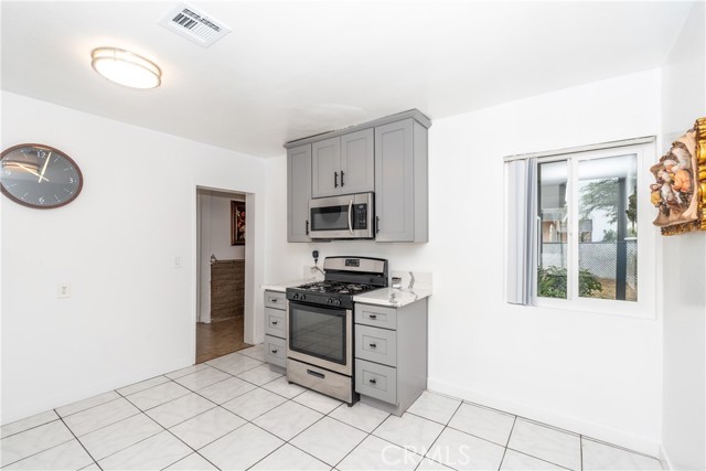 Detail Gallery Image 20 of 25 For 25481 6th St, San Bernardino,  CA 92410 - 2 Beds | 1 Baths