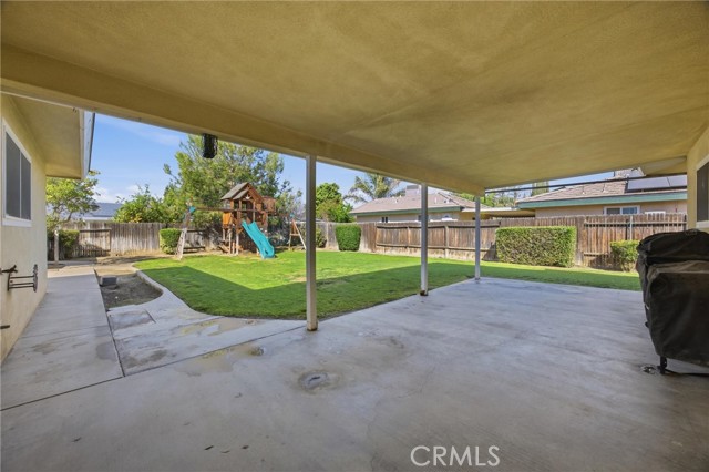 Detail Gallery Image 38 of 46 For 2505 Courtleigh, Bakersfield,  CA 93309 - 3 Beds | 2 Baths