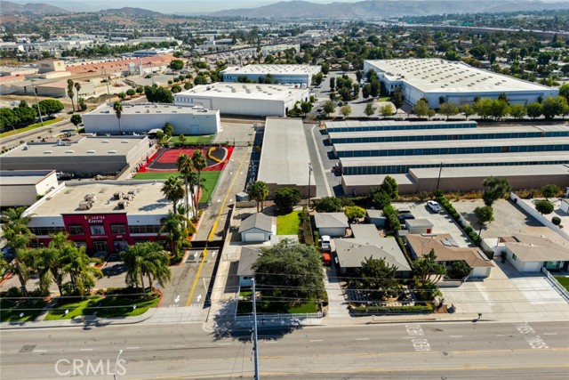 Detail Gallery Image 23 of 24 For 245 N Lincoln Ave, Corona,  CA 92882 - 4 Beds | 2 Baths