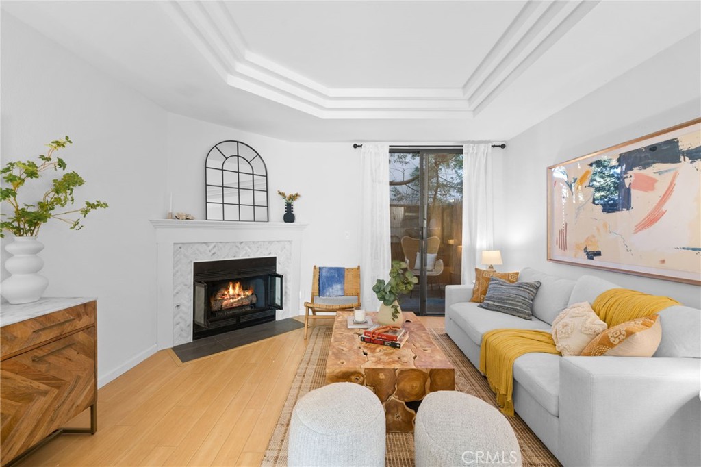 2500 Abbot Kinney Boulevard #20
