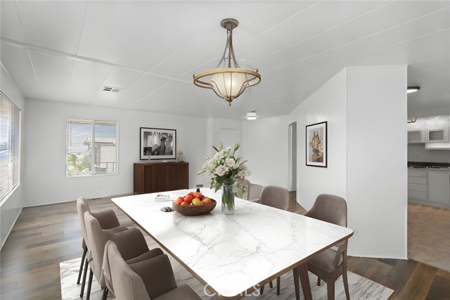 11050 Bryant Street, Yucaipa CA: https://media.crmls.org/medias/266d87cf-e095-4007-bfde-d8373375d5f0.jpg