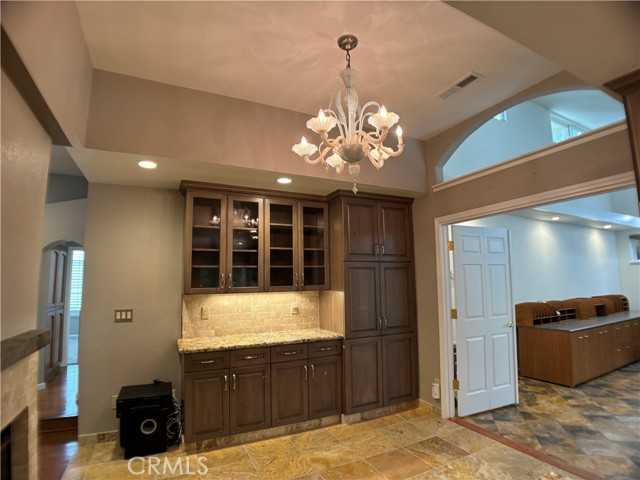 Detail Gallery Image 9 of 42 For 1941 La Costa Ct, Merced,  CA 95340 - 3 Beds | 2 Baths