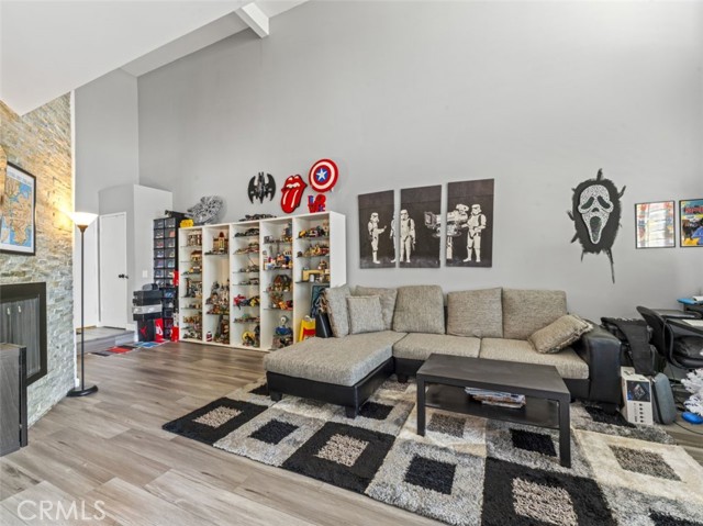 Detail Gallery Image 6 of 25 For 4311 Colfax Ave #222,  Studio City,  CA 91604 - 1 Beds | 2 Baths