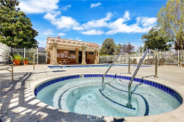 Detail Gallery Image 48 of 50 For 28102 Bobwhite #3,  Saugus,  CA 91350 - 3 Beds | 2/1 Baths