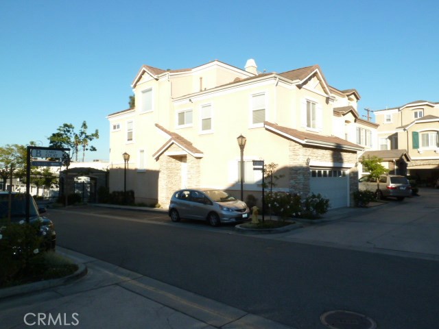 4134 Pacific Coast Hwy, Torrance, California 90505, 4 Bedrooms Bedrooms, ,3 BathroomsBathrooms,Residential Lease,Sold,Pacific Coast Hwy,SB17008559