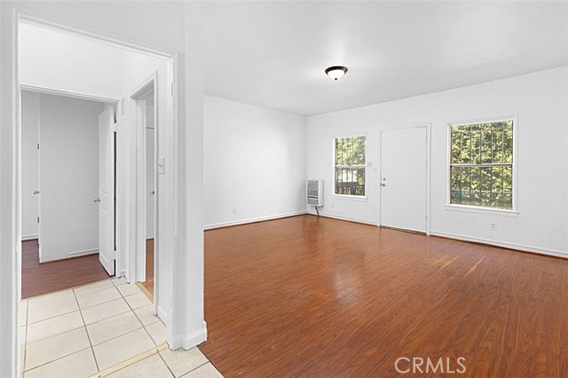 Detail Gallery Image 4 of 14 For 248 Columbia, Los Angeles,  CA 90026 - – Beds | – Baths