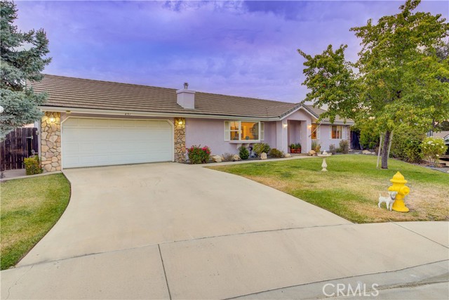 Detail Gallery Image 1 of 1 For 451 Morgan Ln, Paso Robles,  CA 93446 - 3 Beds | 2 Baths