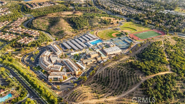 142 Salt spg, Irvine CA: https://media.crmls.org/medias/266f7ed3-9273-4c5c-8d44-66d607da5a44.jpg