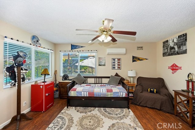 Detail Gallery Image 21 of 54 For 2447 Grove Ave, Corona,  CA 92882 - 5 Beds | 3/1 Baths