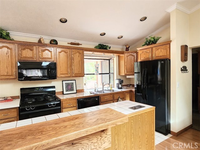 Detail Gallery Image 39 of 39 For 41984 Mapleleaf Dr, Big Bear Lake,  CA 92315 - 4 Beds | 2/1 Baths