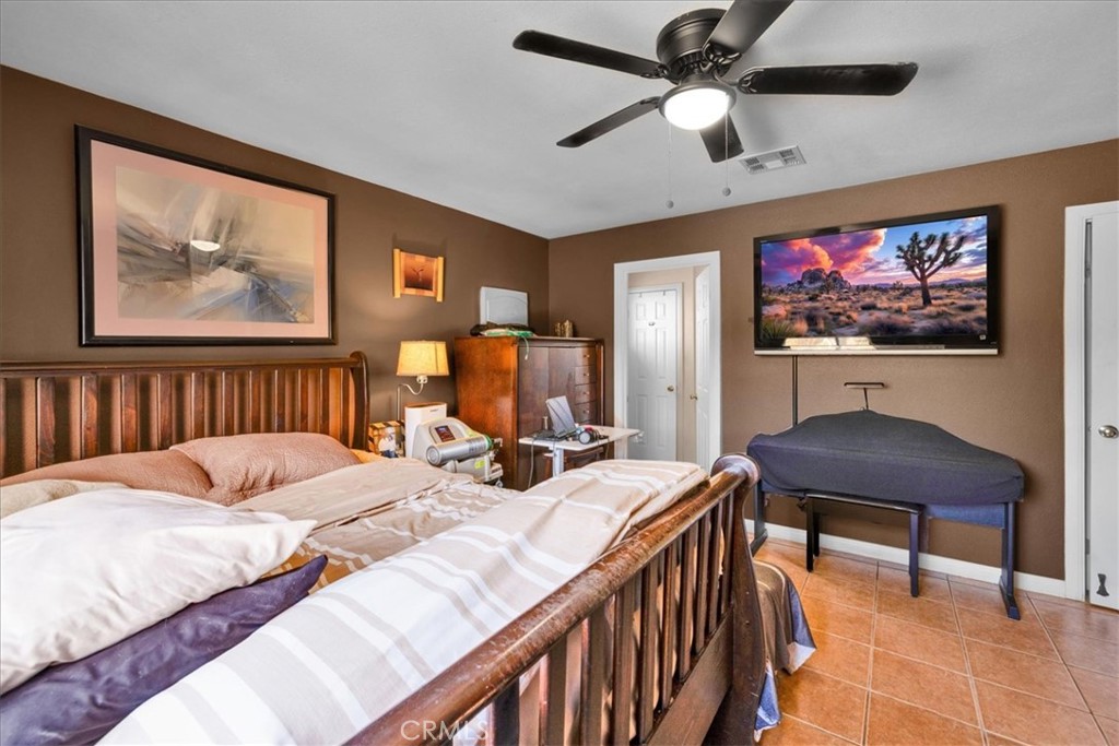 MLS #JT25245872 image #10