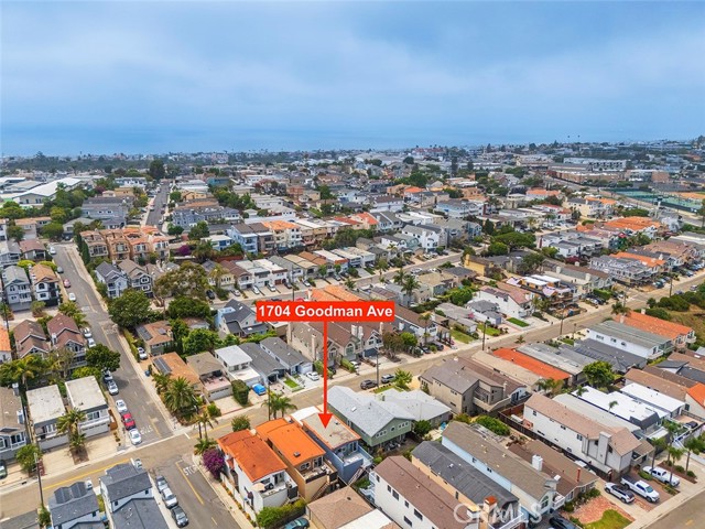 1704 Goodman Avenue, Redondo Beach, California 90278, 3 Bedrooms Bedrooms, ,2 BathroomsBathrooms,Residential,For Sale,Goodman,SB24137199