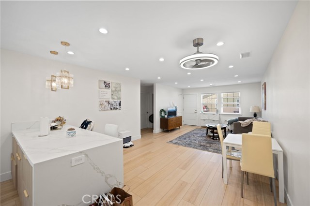 Detail Gallery Image 15 of 29 For 8313 Kittyhawk Ave, Los Angeles,  CA 90045 - 9 Beds | 9/2 Baths