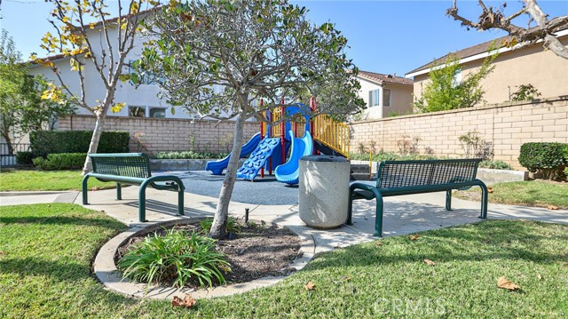 Detail Gallery Image 59 of 61 For 1202 Hazel, Costa Mesa,  CA 92626 - 4 Beds | 2/1 Baths