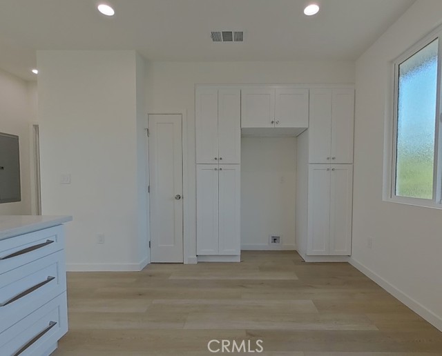 Detail Gallery Image 49 of 55 For 6118 Amos, Lakewood,  CA 90712 - 9 Beds | 7 Baths