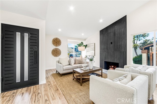 Detail Gallery Image 6 of 55 For 4525 via via De La, Yorba Linda,  CA 92886 - 3 Beds | 2 Baths