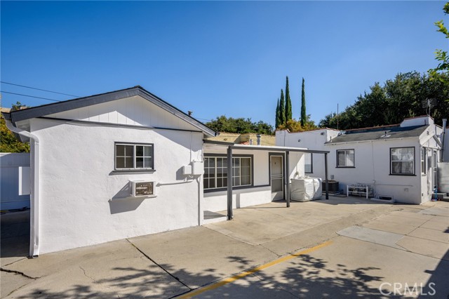 1131 Thompson Avenue, Glendale, California 91201, 1 Bedroom Bedrooms, ,1 BathroomBathrooms,Residential Lease,For Rent,1131 Thompson Avenue,CRGD24235874