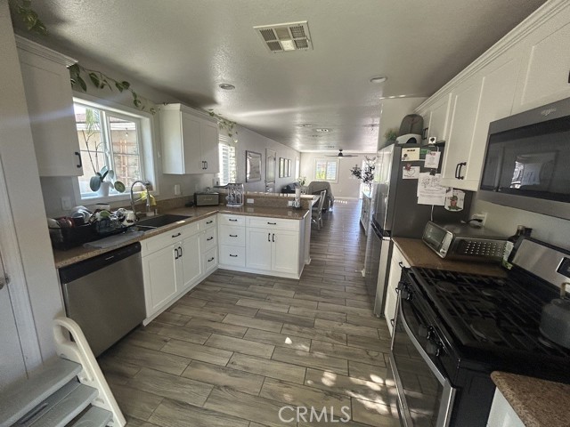 Detail Gallery Image 16 of 29 For 31816 Whitfield, Menifee,  CA 92584 - 3 Beds | 2 Baths