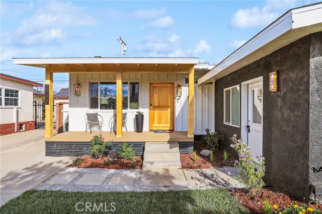 Detail Gallery Image 5 of 60 For 2902 Ladoga Ave, Long Beach,  CA 90815 - 3 Beds | 2 Baths