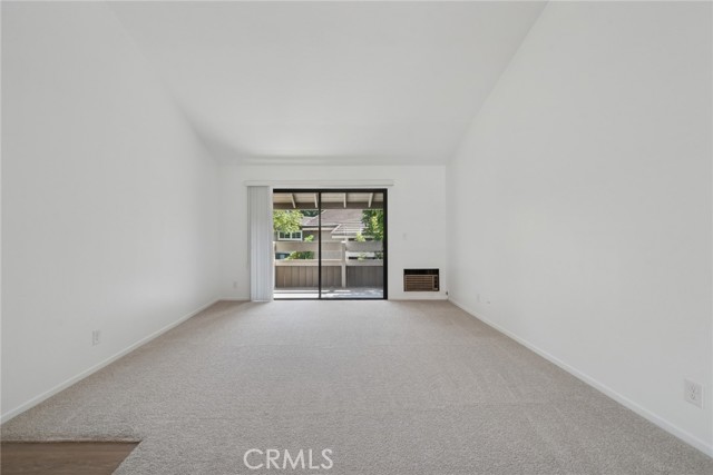 Detail Gallery Image 5 of 26 For 82 Streamwood, Irvine,  CA 92620 - 2 Beds | 1 Baths