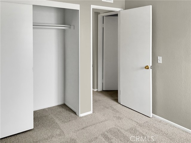 Detail Gallery Image 15 of 26 For 2024 S Bon View Ave #D,  Ontario,  CA 91761 - 3 Beds | 2/1 Baths