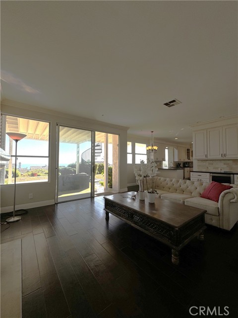 2305 Via Zafiro, San Clemente CA: https://media.crmls.org/medias/2673fcee-5e62-4f43-ad05-f1ec53fcb878.jpg