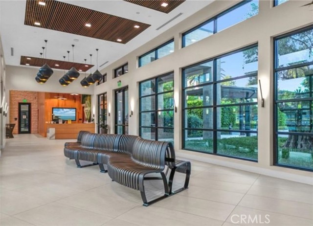 62 Pelican Lane, Irvine CA: https://media.crmls.org/medias/26743d50-3352-468c-8ed8-113f071e8bc1.jpg