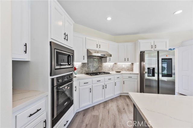 Detail Gallery Image 11 of 37 For 18680 Vantage Pointe Dr, Rowland Heights,  CA 91748 - 5 Beds | 4 Baths