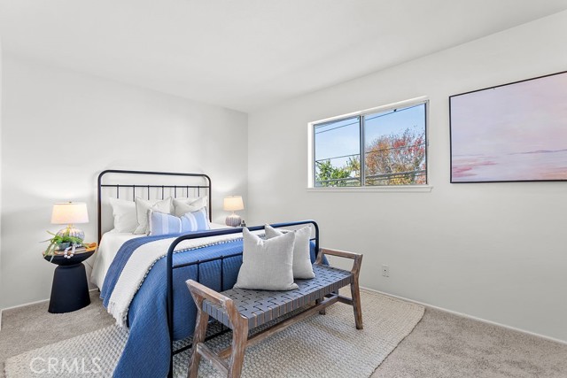 Detail Gallery Image 14 of 22 For 10173 Holburn Dr, Huntington Beach,  CA 92646 - 2 Beds | 1/1 Baths