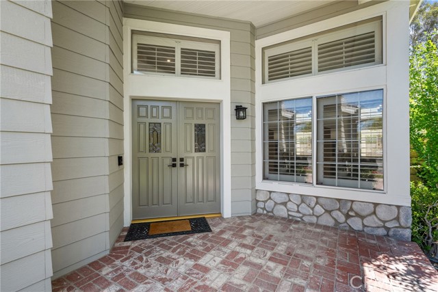 Detail Gallery Image 4 of 54 For 27360 Chesterfield Dr, Valencia,  CA 91354 - 4 Beds | 3 Baths