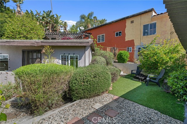 3611 Loosmore Street, Los Angeles CA: https://media.crmls.org/medias/267738d1-6a01-4983-8a97-d97da5cd6d33.jpg