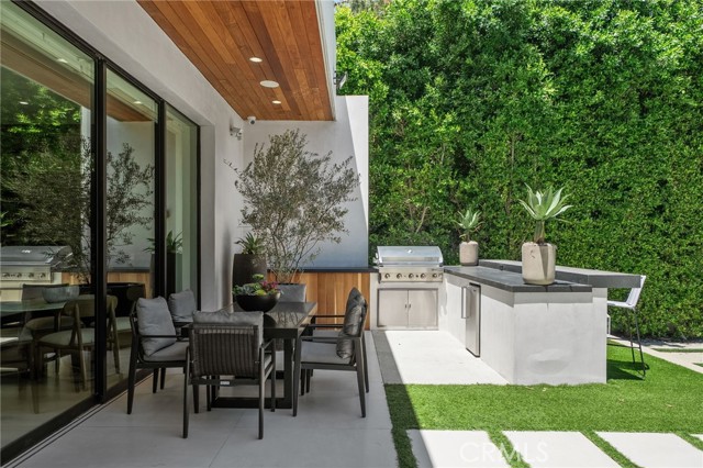 Detail Gallery Image 56 of 59 For 15231 Greenleaf St, Sherman Oaks,  CA 91403 - 6 Beds | 7/1 Baths