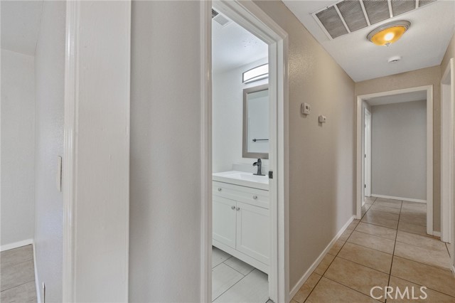 Detail Gallery Image 19 of 37 For 657 S Santa Clara St, Tulare,  CA 93274 - 3 Beds | 2 Baths