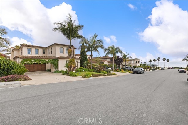 137 Beachcomber Drive, Pismo Beach CA: https://media.crmls.org/medias/2678b148-42f7-4727-99ab-78f8ef1f4701.jpg