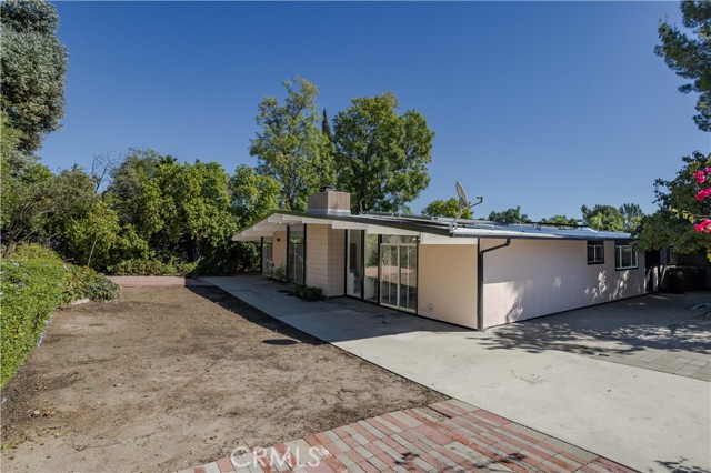 Detail Gallery Image 40 of 44 For 12719 Jimeno Ave, Granada Hills,  CA 91344 - 4 Beds | 2 Baths