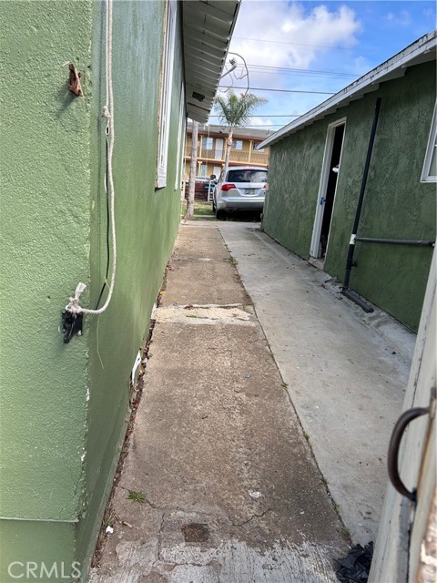 Detail Gallery Image 5 of 5 For 2016 F, National City,  CA 91950 - 2 Beds | 1 Baths