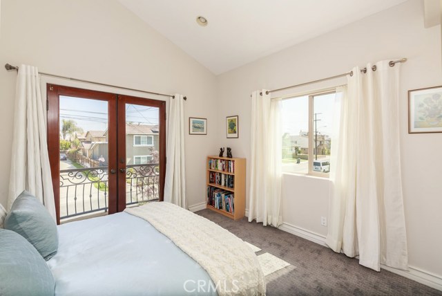 2010 Curtis Avenue, Redondo Beach, California 90278, 4 Bedrooms Bedrooms, ,2 BathroomsBathrooms,Residential,Sold,Curtis,SB18108494