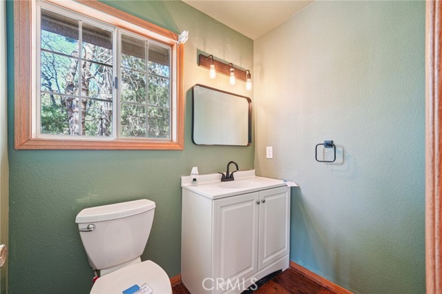 Detail Gallery Image 11 of 35 For 25274 North Rd, Twin Peaks,  CA 92391 - 3 Beds | 2/1 Baths