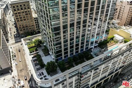 Detail Gallery Image 19 of 40 For 400 S Broadway #1703,  Los Angeles,  CA 90013 - 2 Beds | 2 Baths