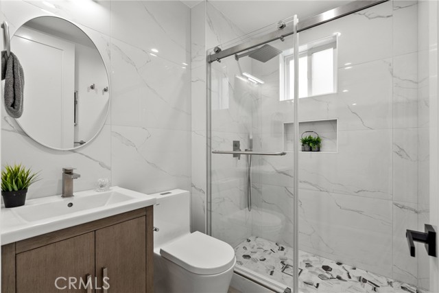 201 S Westlake Ave, Los Angeles CA: https://media.crmls.org/medias/267c9ecd-64f0-47a1-b527-73763507a539.jpg