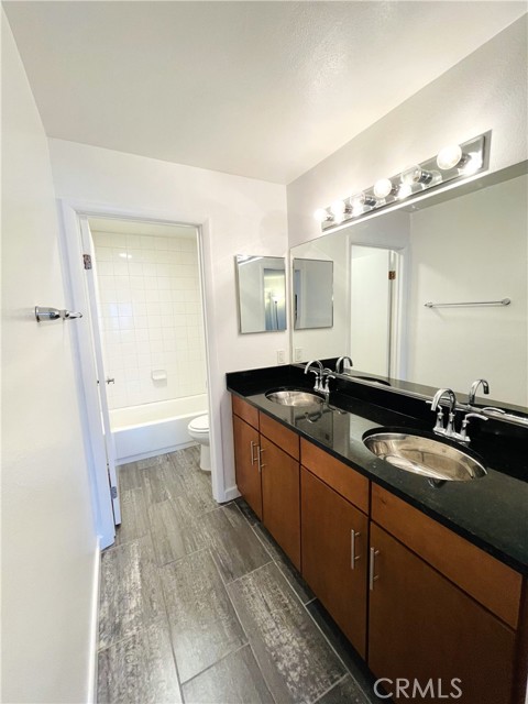 Detail Gallery Image 8 of 18 For 8300 Manitoba St #219,  Playa Del Rey,  CA 90293 - 2 Beds | 2 Baths
