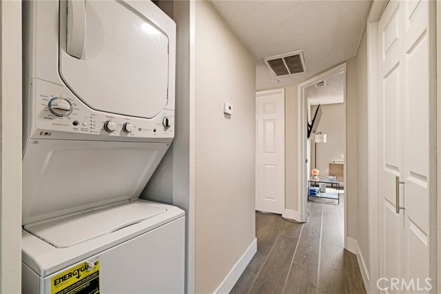 458 Nord Avenue, Chico CA: https://media.crmls.org/medias/267cf593-666d-4ab5-9580-7cf3cf65ab65.jpg