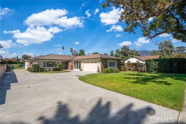 1321 S 8th Avenue, Arcadia CA: https://media.crmls.org/medias/267d969c-2242-4c08-b438-9d76d078610c.jpg