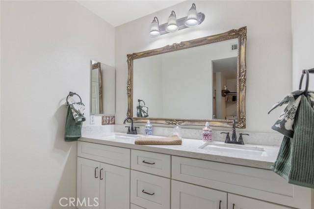 502 Charles Street, Moorpark CA: https://media.crmls.org/medias/267ef490-8798-4d90-94c3-e47b4659b3e6.jpg